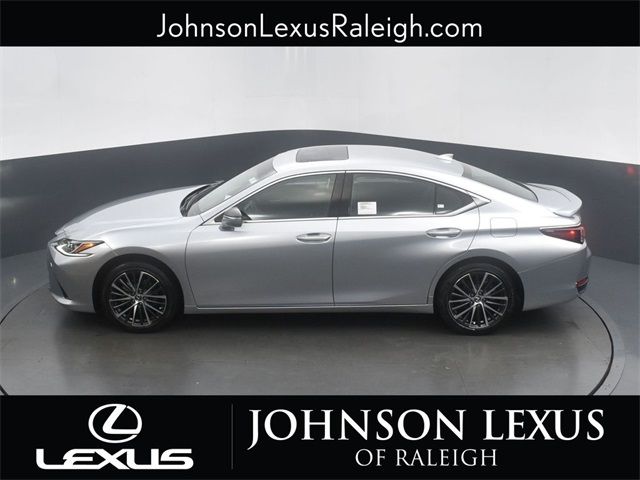 2025 Lexus ES 300h