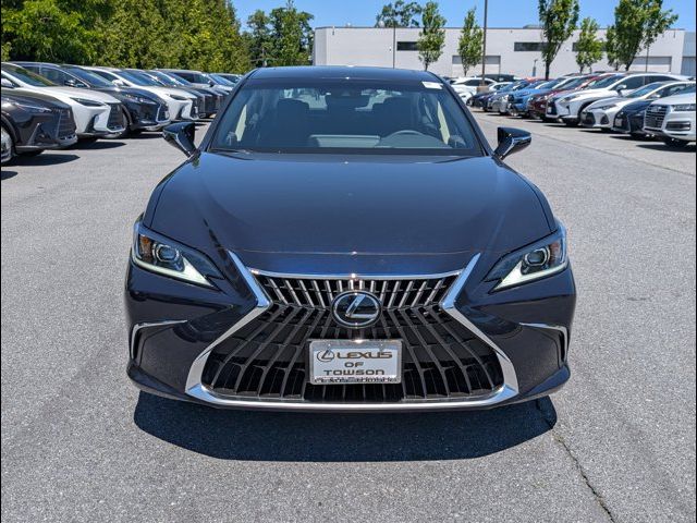 2025 Lexus ES 300h