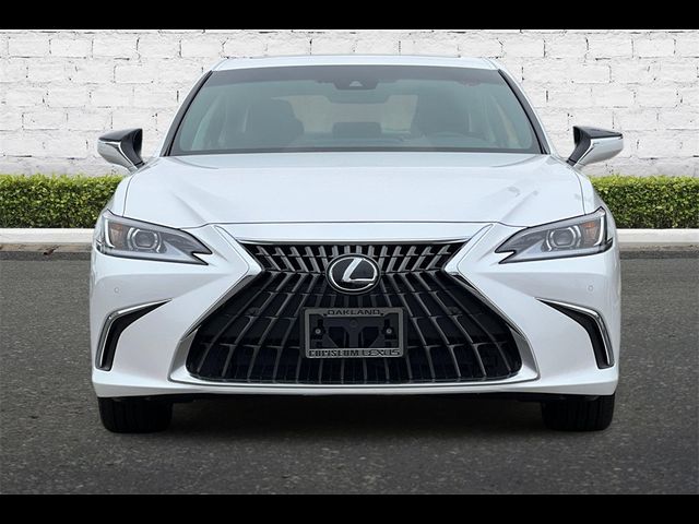 2025 Lexus ES 300h