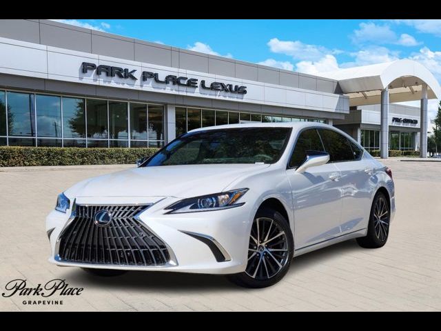 2025 Lexus ES 300h