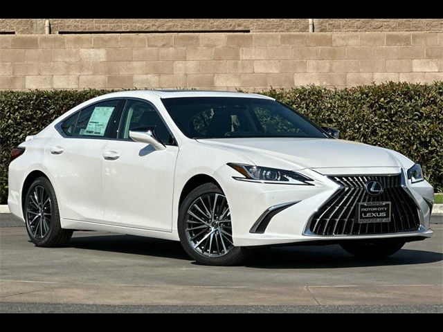 2025 Lexus ES 300h