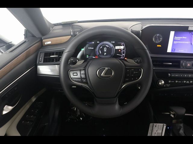 2025 Lexus ES 300h