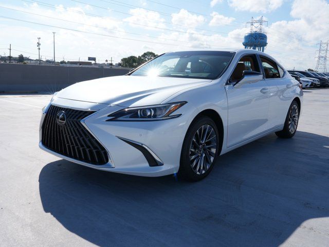 2025 Lexus ES 300h Luxury