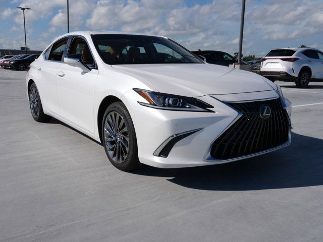 2025 Lexus ES 300h Luxury