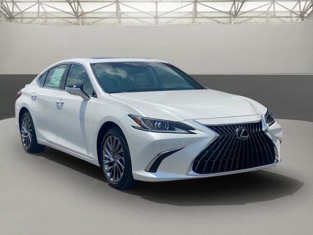 2025 Lexus ES 300h Luxury