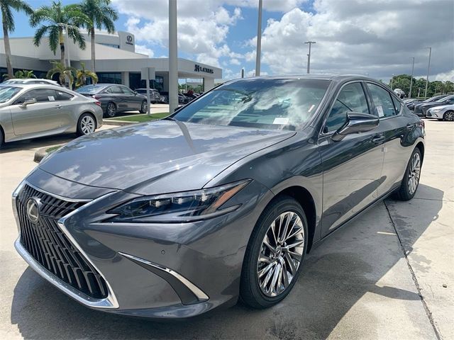 2025 Lexus ES 300h