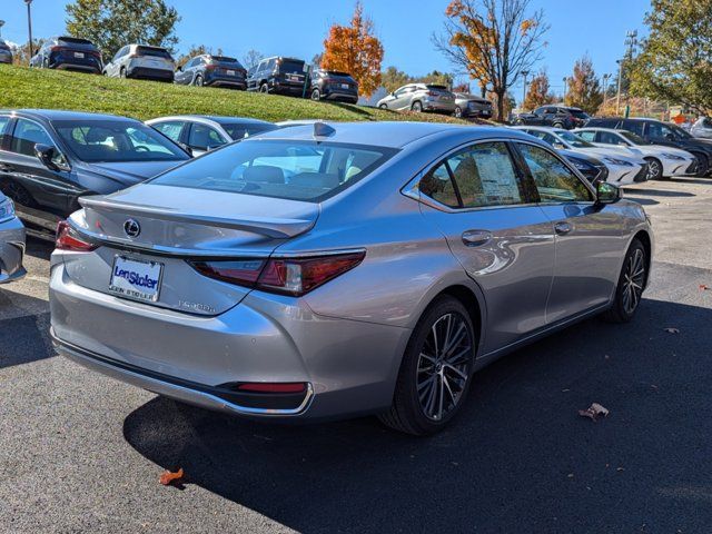 2025 Lexus ES 300h