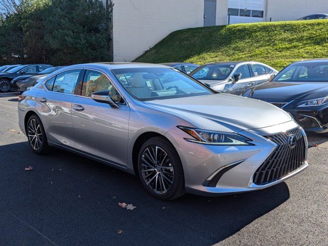 2025 Lexus ES 300h