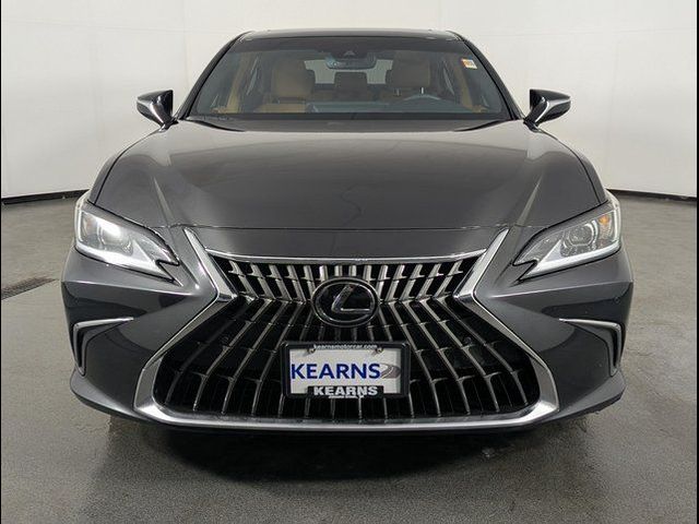 2025 Lexus ES 300h