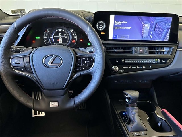 2025 Lexus ES ES 300h F SPORT Handling