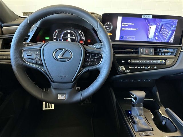 2025 Lexus ES ES 300h F SPORT Handling