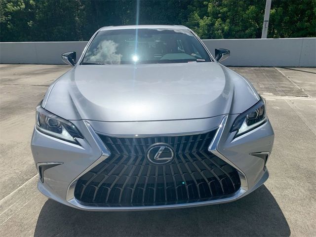 2025 Lexus ES 300h