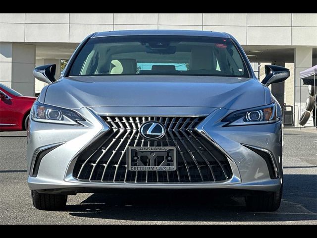 2025 Lexus ES 300h