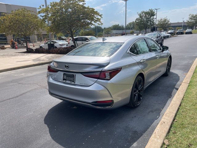 2025 Lexus ES 300h