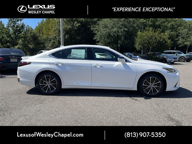 2025 Lexus ES 300h