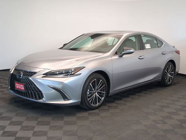 2025 Lexus ES 300h