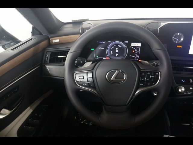 2025 Lexus ES 300h