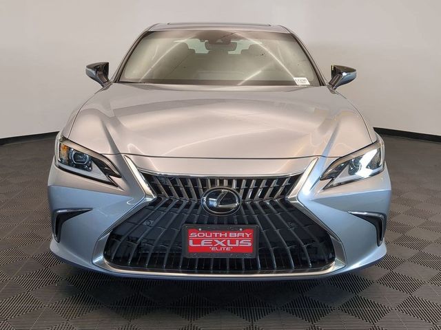 2025 Lexus ES 300h