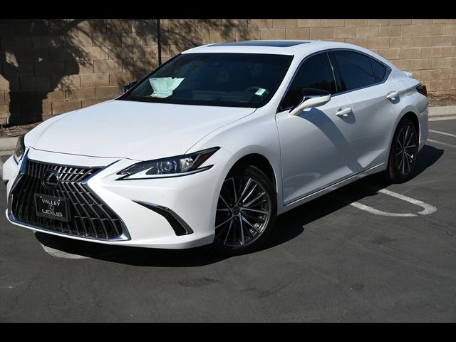 2025 Lexus ES 300h