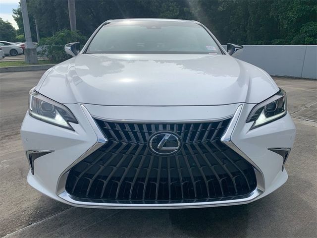 2025 Lexus ES 300h