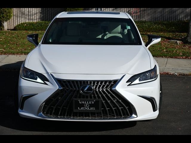 2025 Lexus ES 300h