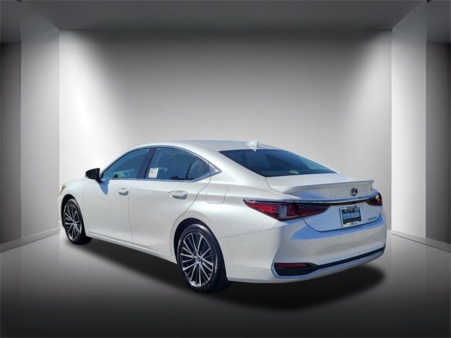 2025 Lexus ES 300h