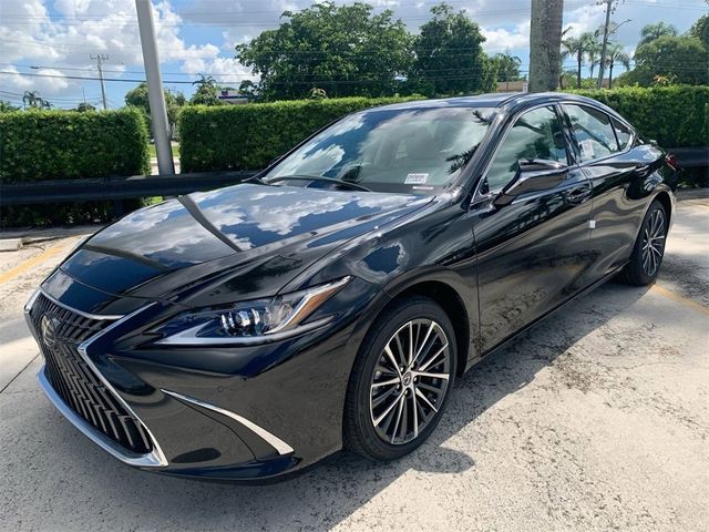 2025 Lexus ES 300h