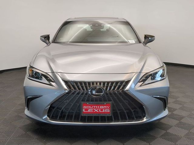 2025 Lexus ES 300h