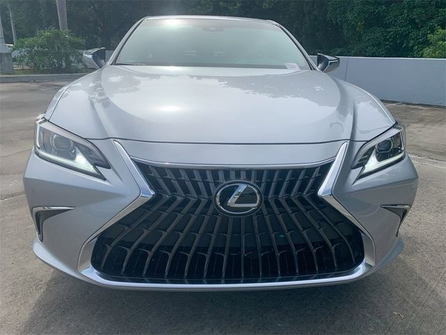 2025 Lexus ES 300h