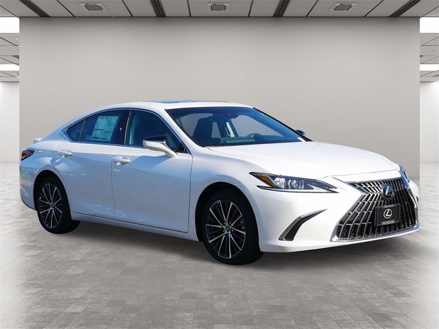 2025 Lexus ES 300h