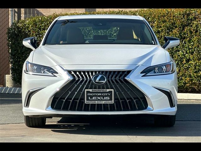 2025 Lexus ES 300h