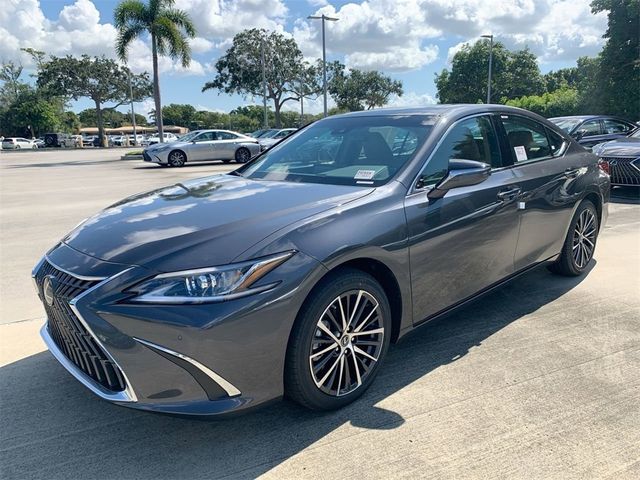 2025 Lexus ES 300h