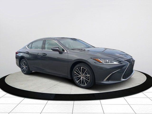 2025 Lexus ES 300h