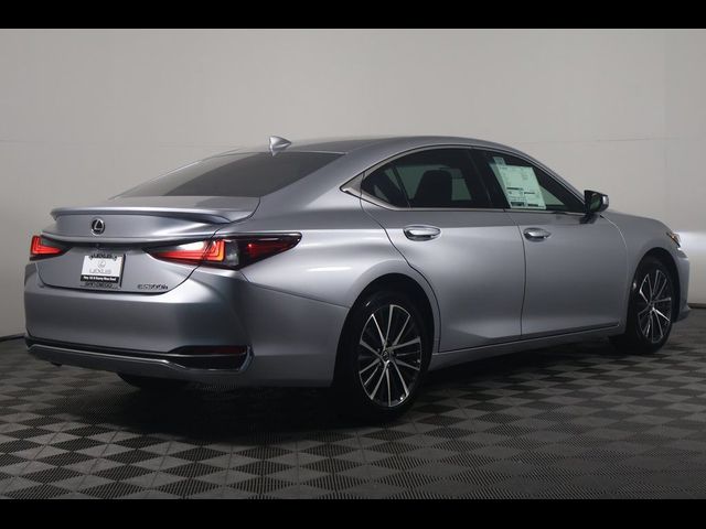 2025 Lexus ES 300h