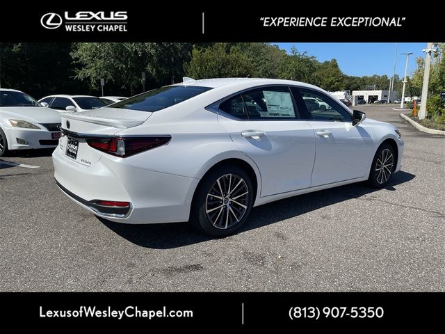 2025 Lexus ES 300h