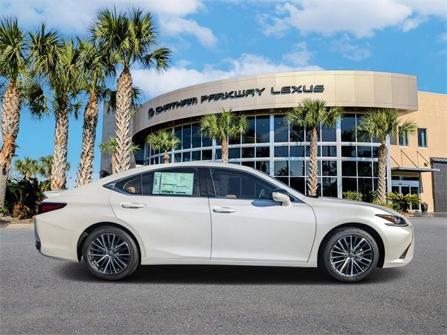 2025 Lexus ES 300h