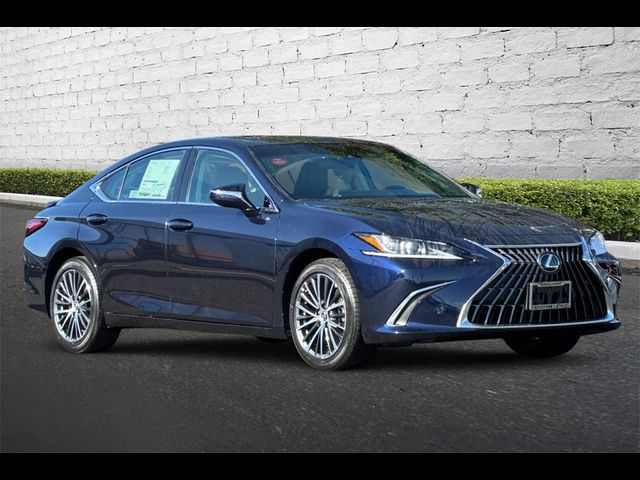 2025 Lexus ES 300h