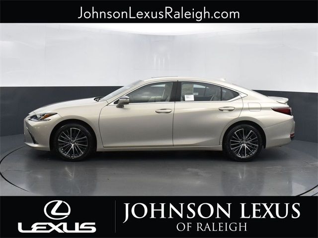 2025 Lexus ES 300h