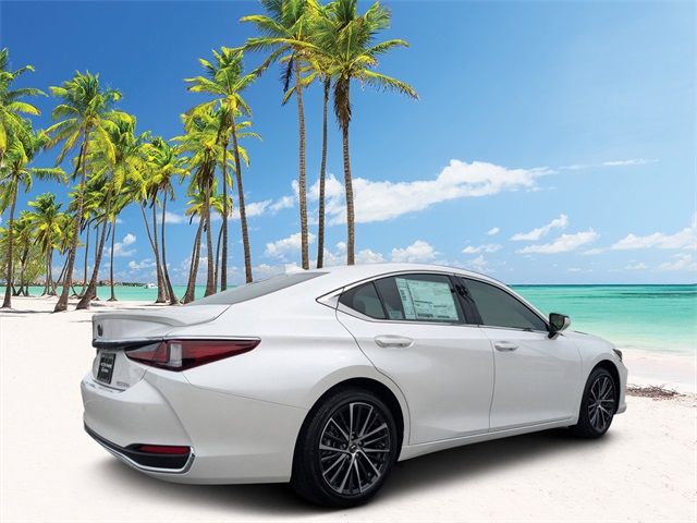 2025 Lexus ES 300h