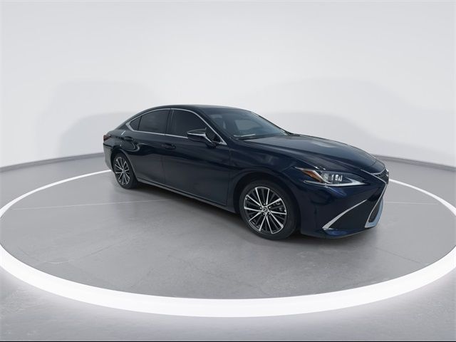 2025 Lexus ES 300h