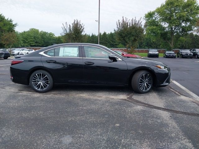 2025 Lexus ES 300h