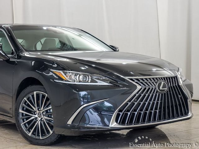 2025 Lexus ES 300h