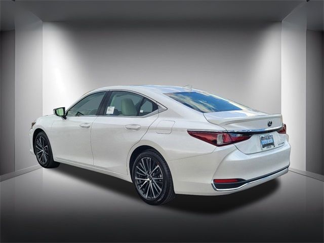 2025 Lexus ES 300h