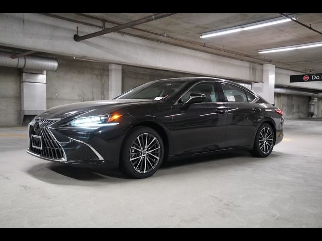 2025 Lexus ES 300h