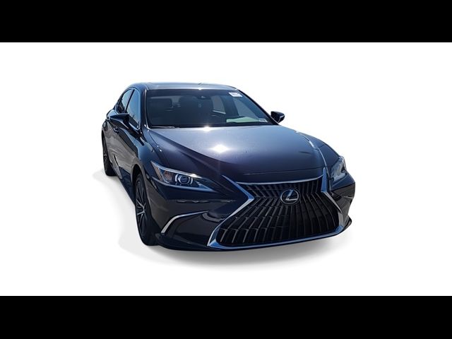 2025 Lexus ES 300h