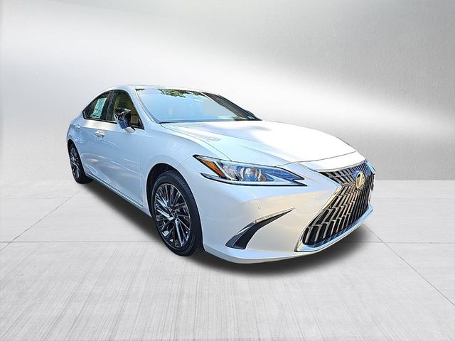 2025 Lexus ES 300h Luxury