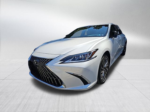 2025 Lexus ES 300h Luxury