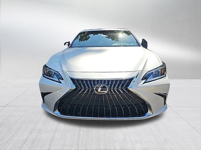 2025 Lexus ES 300h Luxury