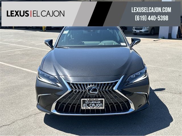 2025 Lexus ES 300h Luxury