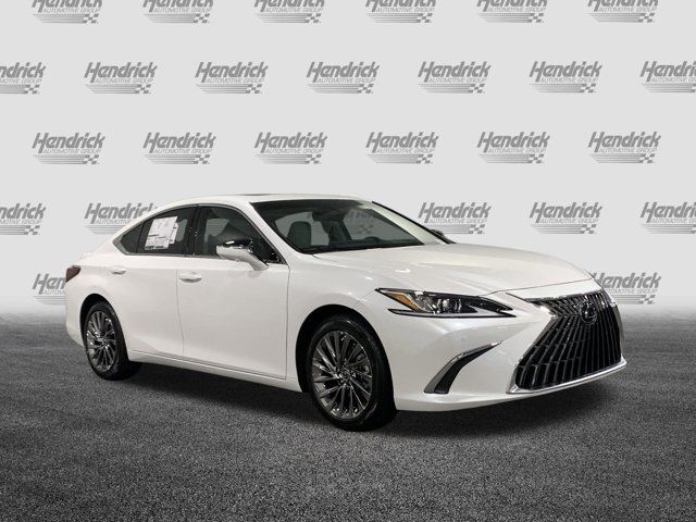 2025 Lexus ES 300h Luxury